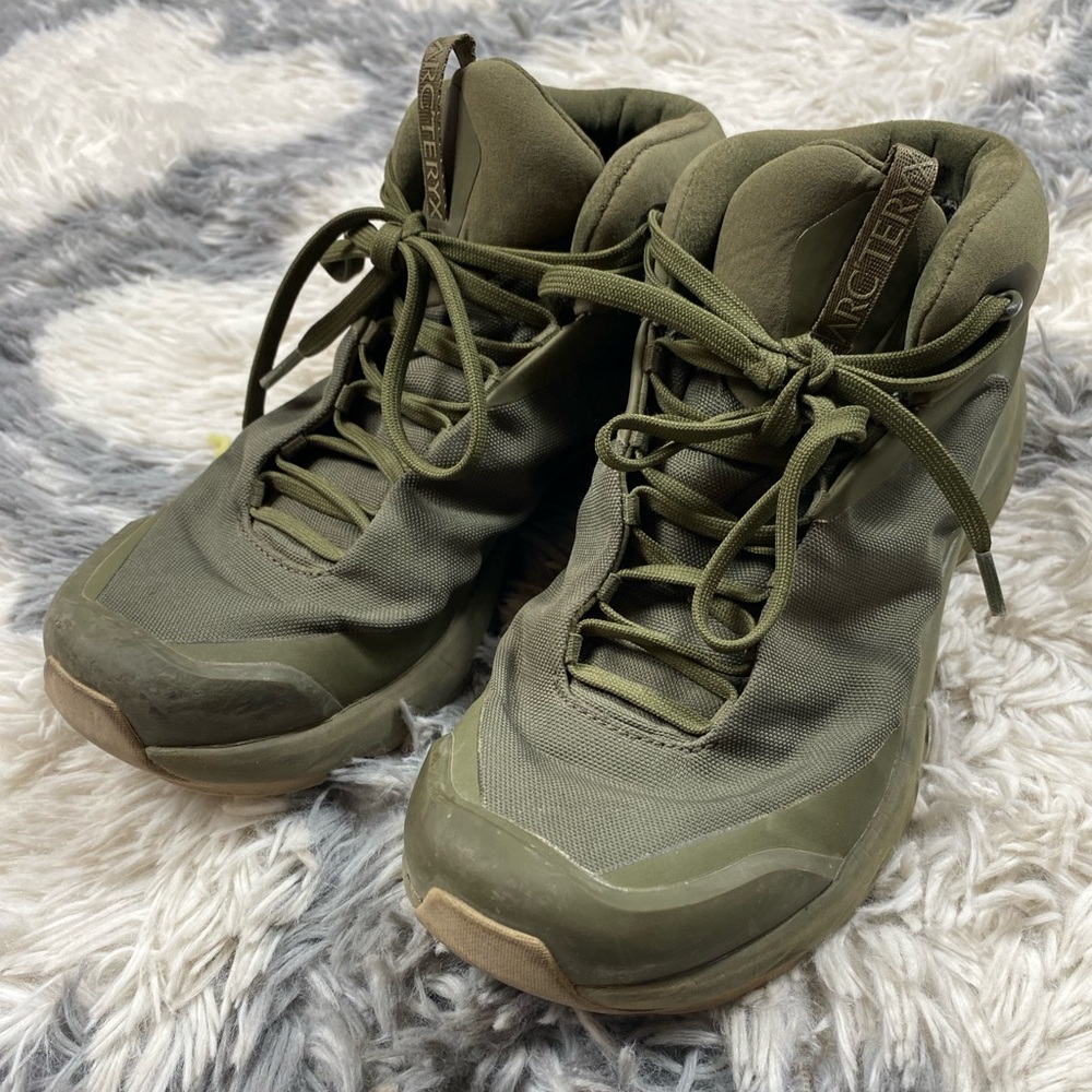 Arc'Teryx Aerios Mid Olive Army Green Minimalist Hiking Gore-Tex Shoe Wmn's 5